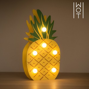 Ananas Décoratif en Bois Wagon Trend (6 LED)