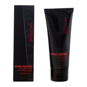 Spray pour cheveux tenue forte Kengo Feather Shu Uemura